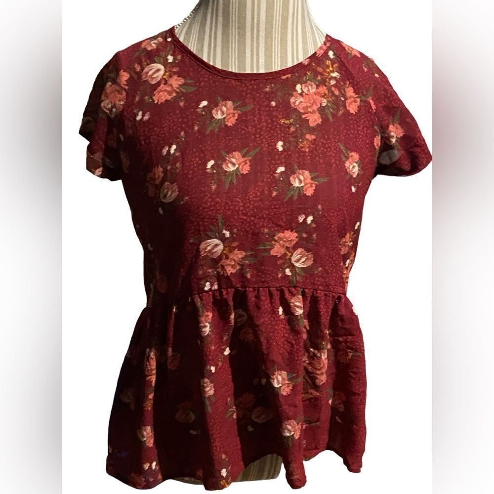 Loved to be spoiled size large excellent condition see pics